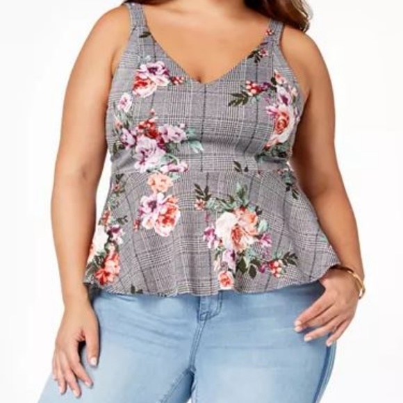 Soprano Peplum Top - Picture 1 of 6